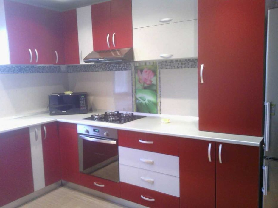 Casa cu mansarda,suprafata 130mp,4 cam,curte 720mp, drum servitute