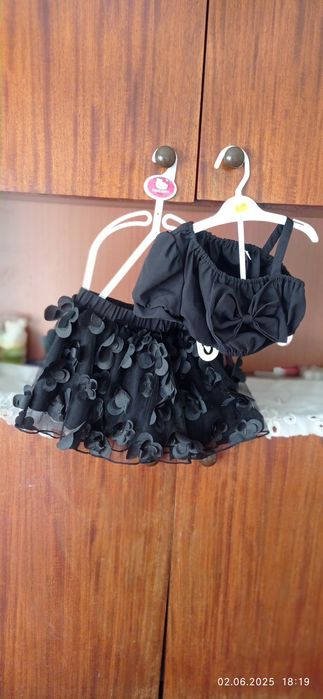 Пола с бюстие за момиче възрас 9 до 12 месеца!