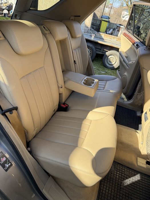 Mercedes Benz ML 320 MODEL AMERICA