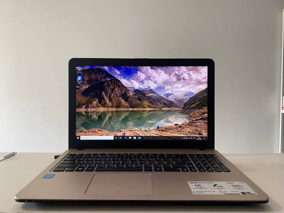 Продам  Ноутбук ASUS X540S. В хорошем рабочем состоянии.