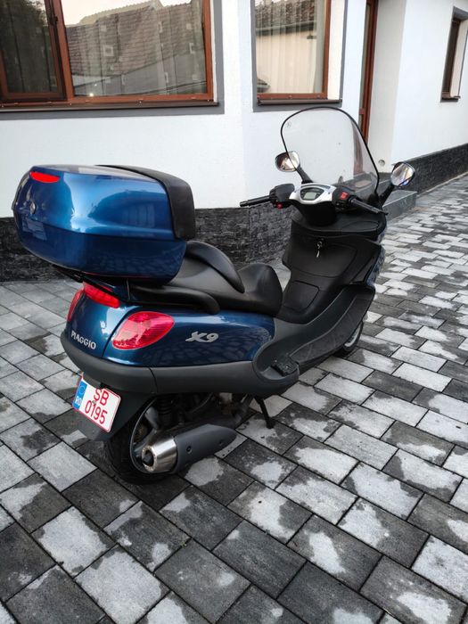 Scuter Piaggio X9 125cc