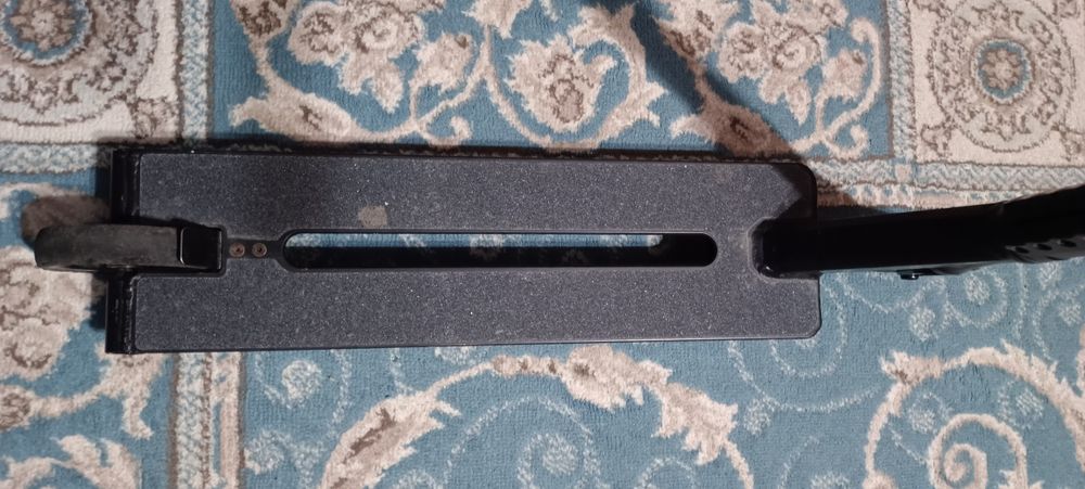 Срочно Продам  Трюковой самокат Limit LMT23