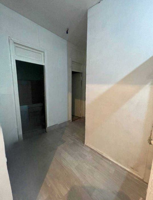 Срочно 2 комнатная Бабура Высокопотолочка Пед Институт Бавария плаза