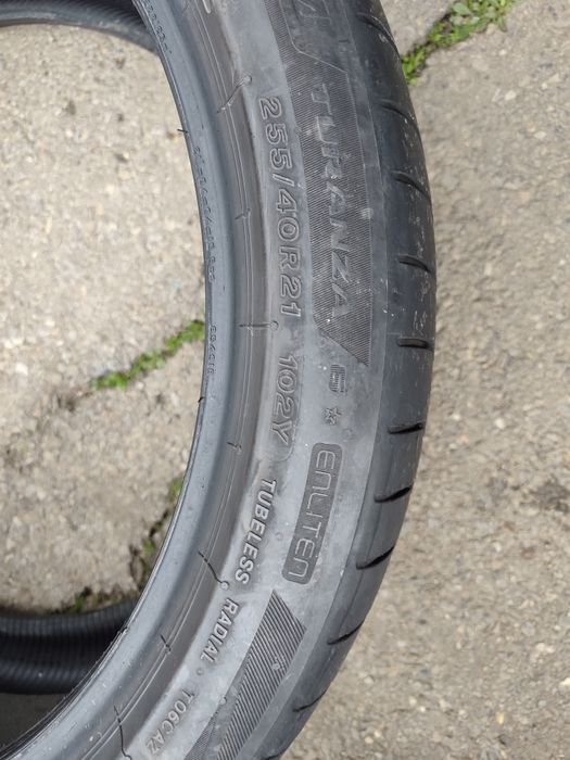 285/35/21" 255/40/21" 4бр Bridgestone turanza 6 enliten, dot4623,5-6mm