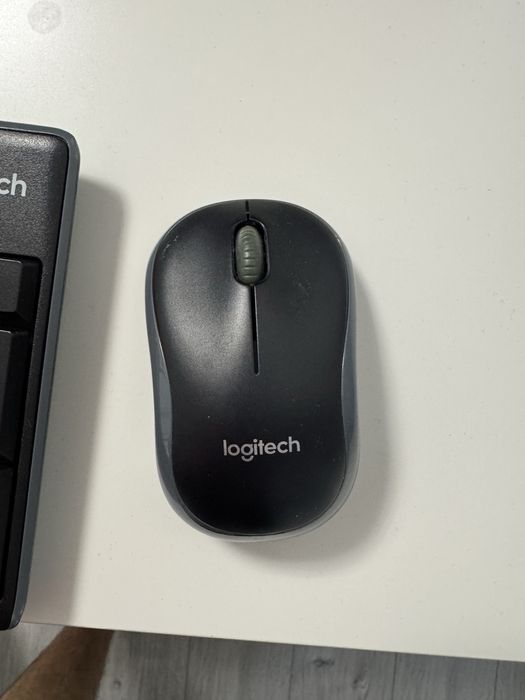 Kit Tastatura + mouse wireless Logitech