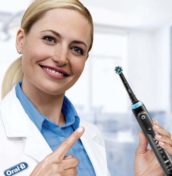 Смарт електрическа четка за зъби Oral-B Genius X (Midnight Black) с AI & Bluetooth