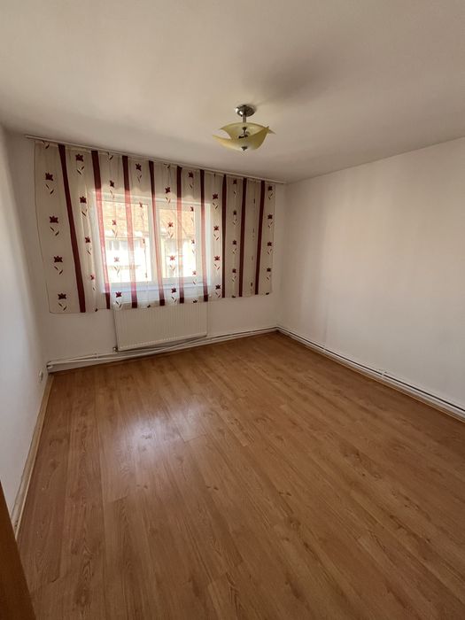 3 Camere | 66 MP | Centrala  Proprie| Izolat pe Interior  | Vulcan