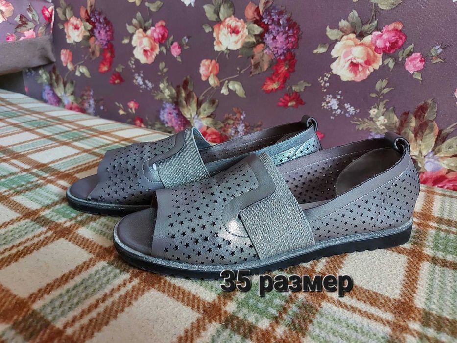 Сандали, босоножки 35, 37 размер.