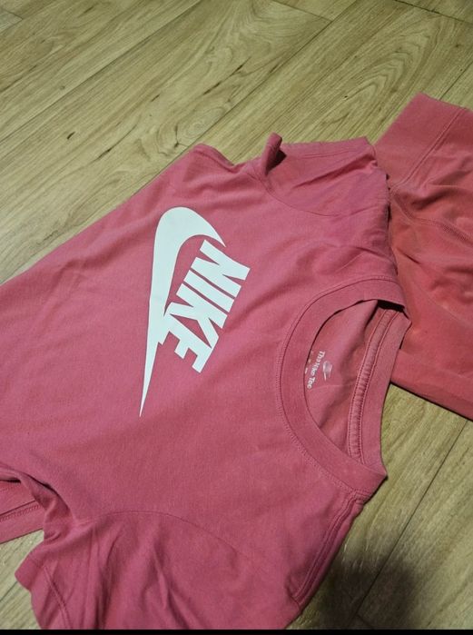 Trening Nike de dama
