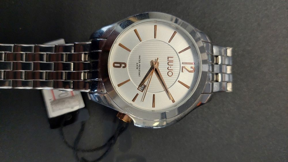 Часовник LiUJO Чисто Нов