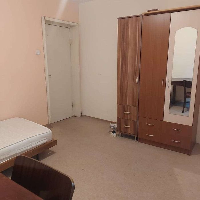 Dau in chirie apartament cu 3 camere Tudor