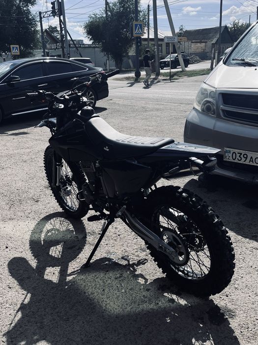 Эндуро 250cc, почти новый