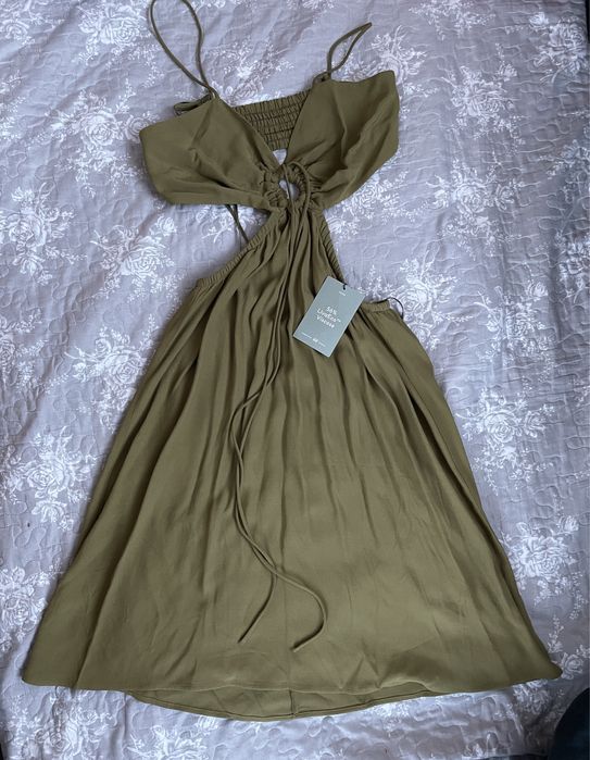 Rochie plajă decupata