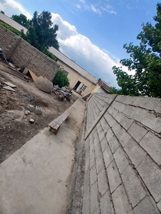 Ховли  йер сотилади