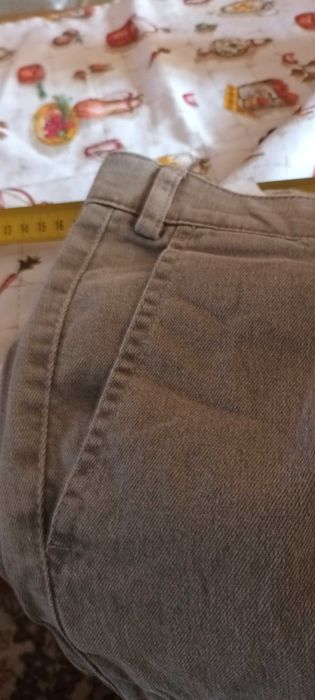 Нов голям сив дънков панталон