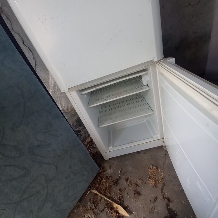 Буу холодильник индесит