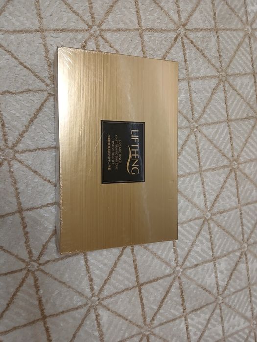 Продам новые уходовые наборы