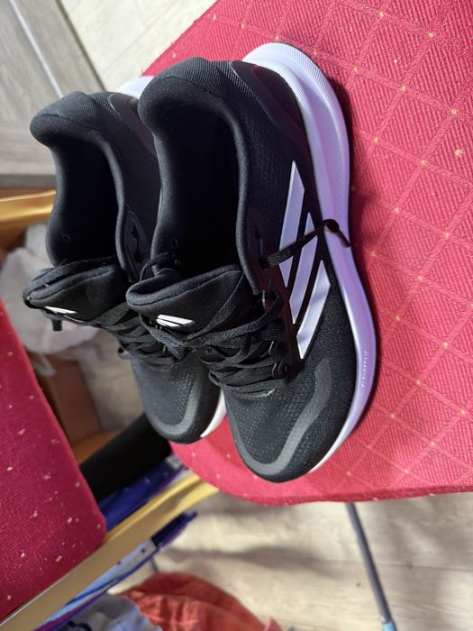 Оригинальные кроссовки Adidas