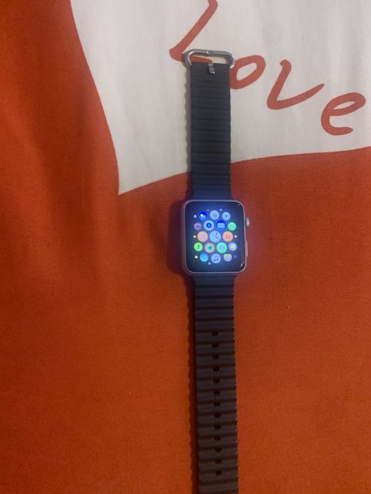 Apple Watch Seria 7000