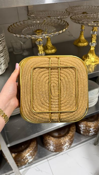 Хлебница  продам б/у