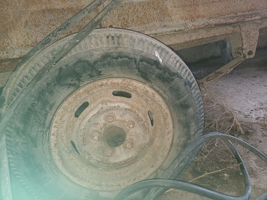 Прицеп  для легковых машин