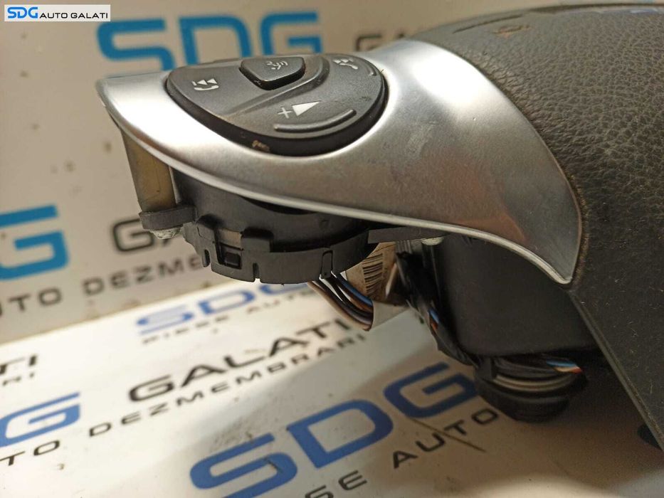 Airbag Volan Cu Comenzi Ford Kuga 2 2013 - 2019 Cod AM5T-14K147-AA AM5T-14K147-BA AM51-RO42B85-BEW [L0062]