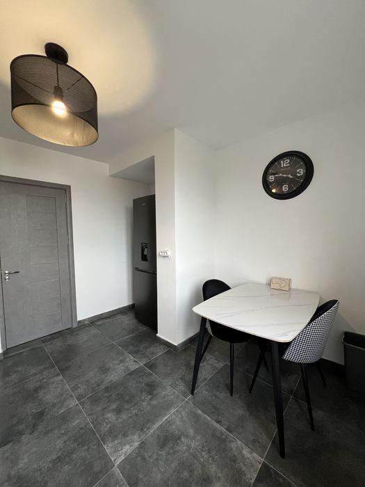 Apartament 3 camere - Piața Progresul