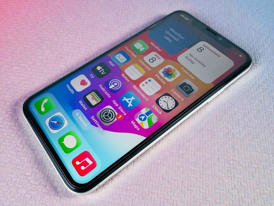 Apple iPhone XS 64GB Silver Отличен! Гаранция!