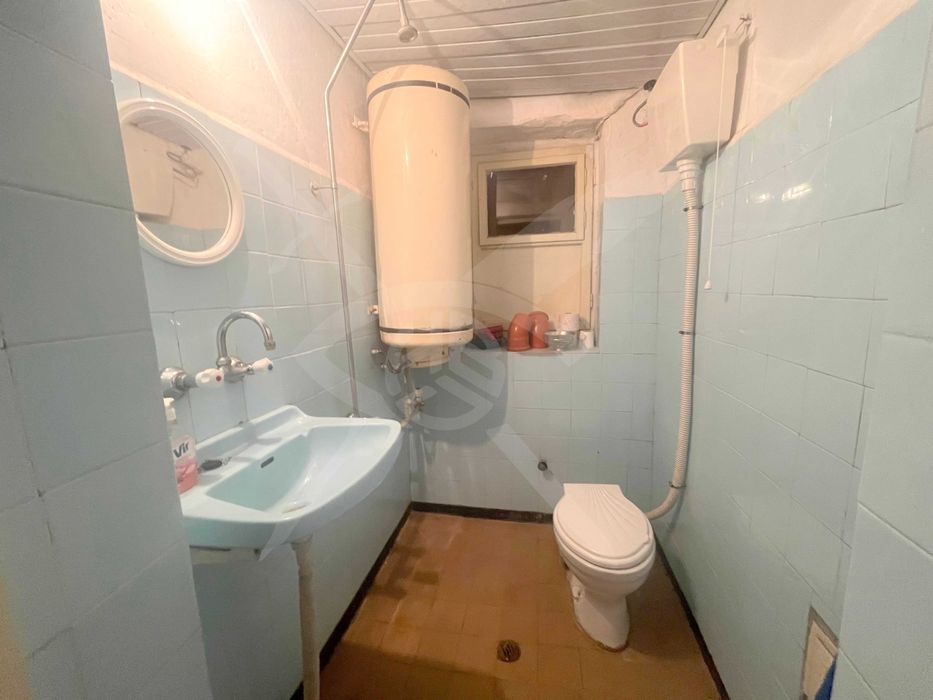 Продава се Къща в Карлово - 74 кв.м за 980 €/кв.м - Снимка #2