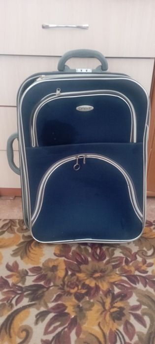 Дорожный чемодан