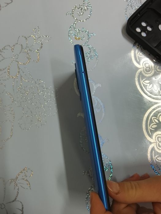 Продам телефон редми 10с