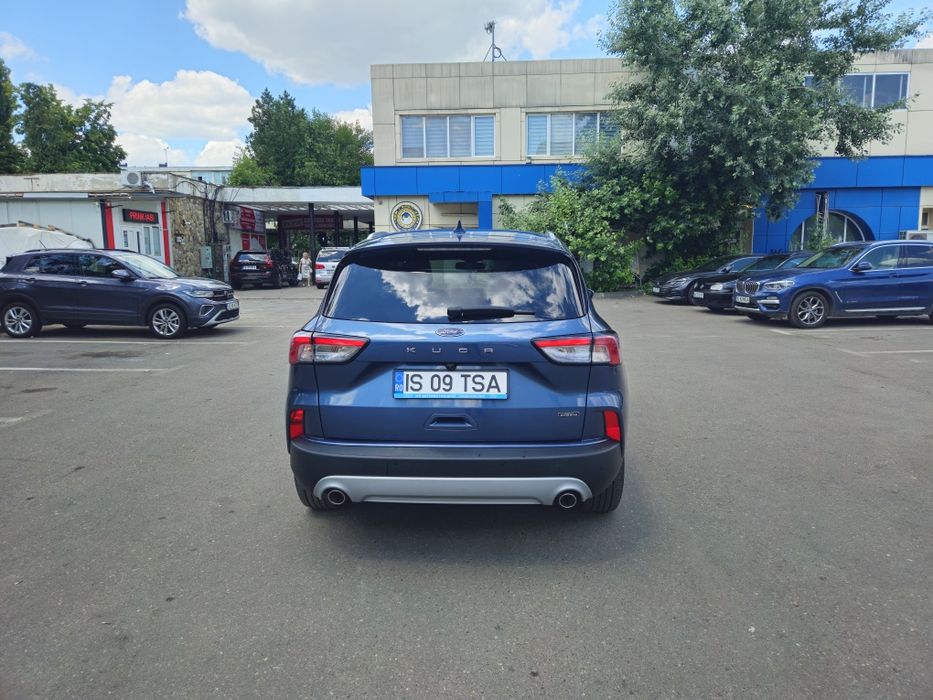 FORD Kuga 2022 — imagine 5