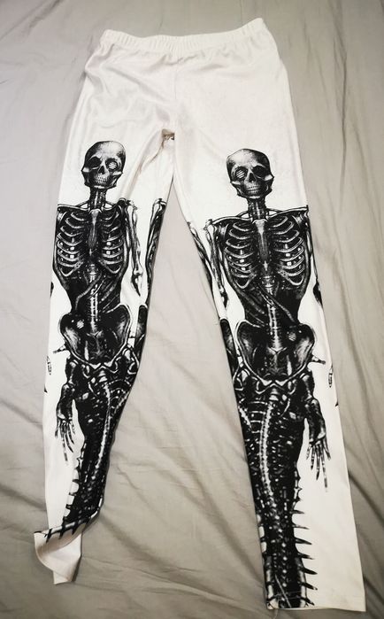 Интересен и различен клин с принт.