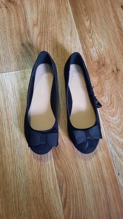 Продам туфли лодочки