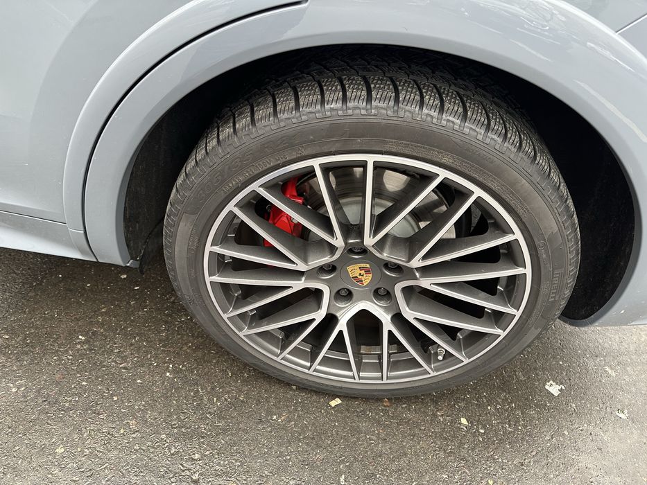 Vand cauciucuri iarna  275 40 21 - 305 35 21