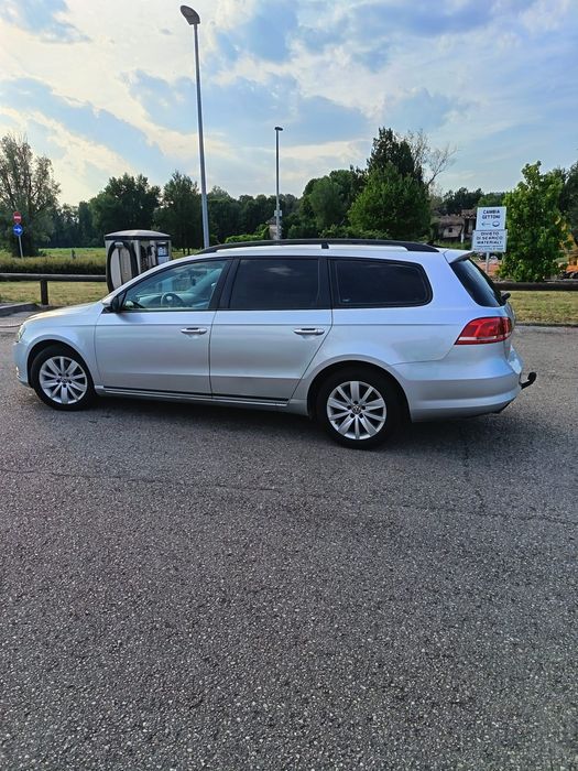 VOLKSWAGEN Passat 2011 — imagine 2