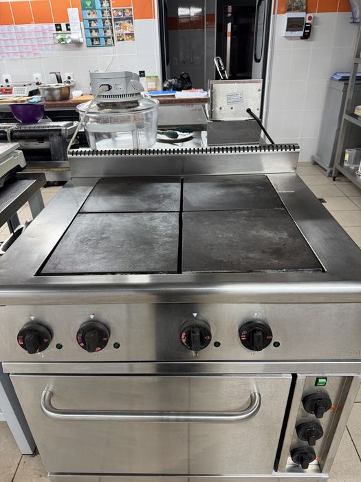 Продаю плиту мармит 4 комфорки , в отличном состоянии