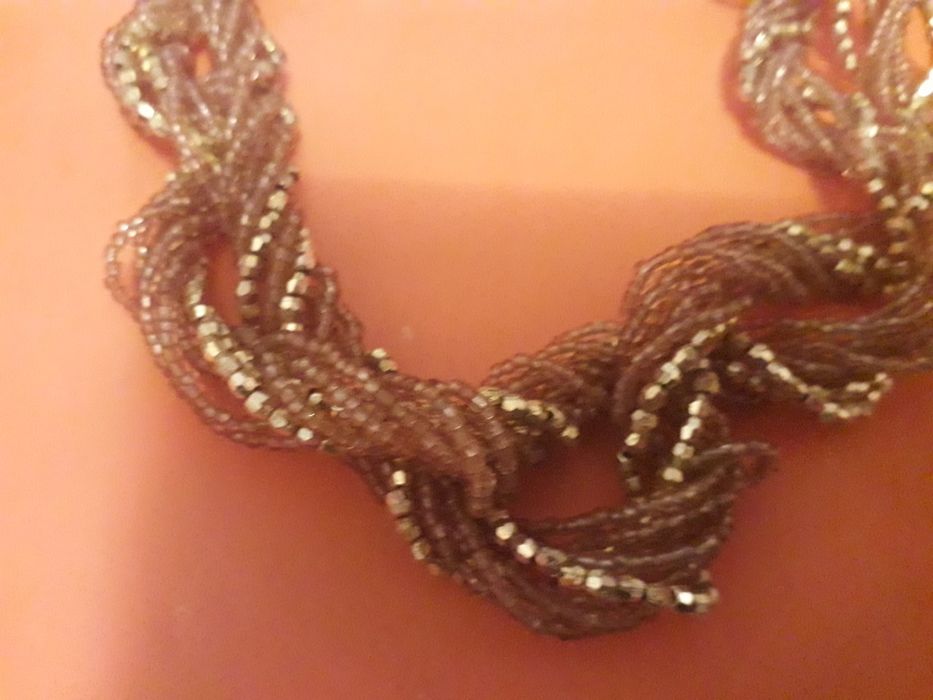 Бусы продам или обмен