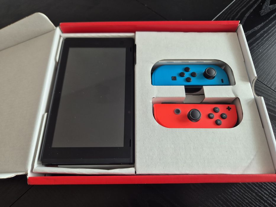 Nintendo Switch Nou/Nefolosit