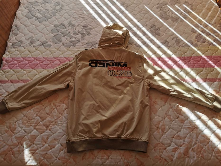 Мъжко пролетно-есенно яке