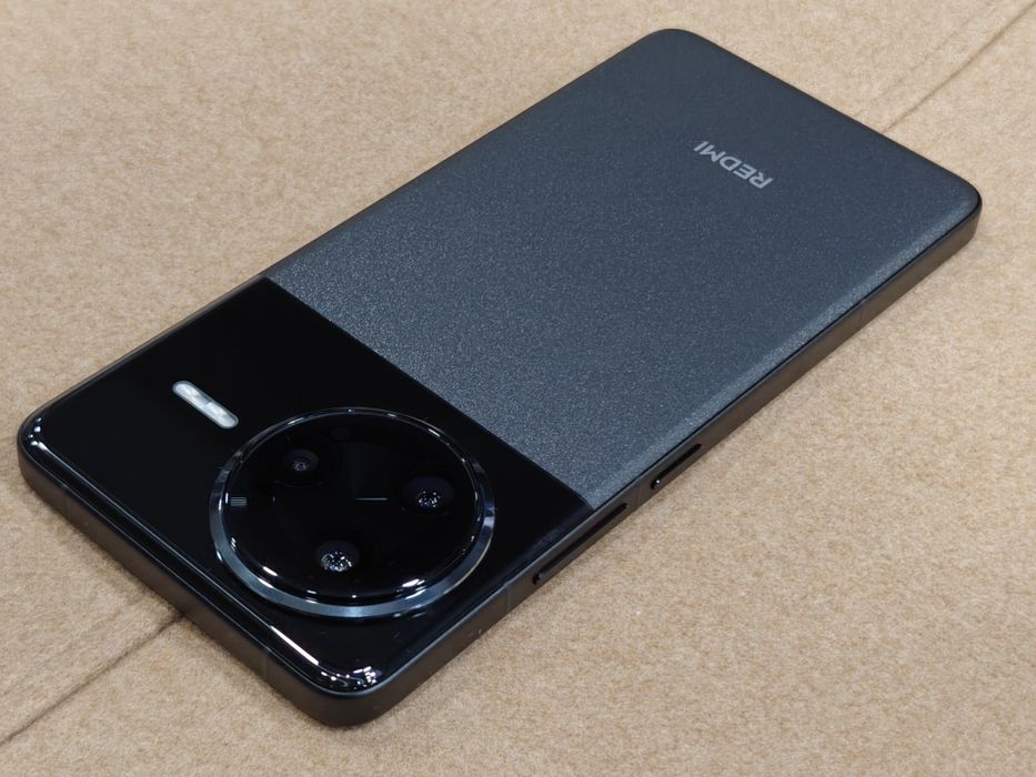 Нов Xiaomi Redmi K80 Pro 12/512 черен(Poco F7 Ultra)-SD8 Elite;6000mAh