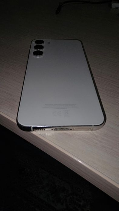 Продам или обменяю Samsung s23+