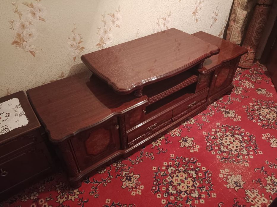 Тумба под телевизор