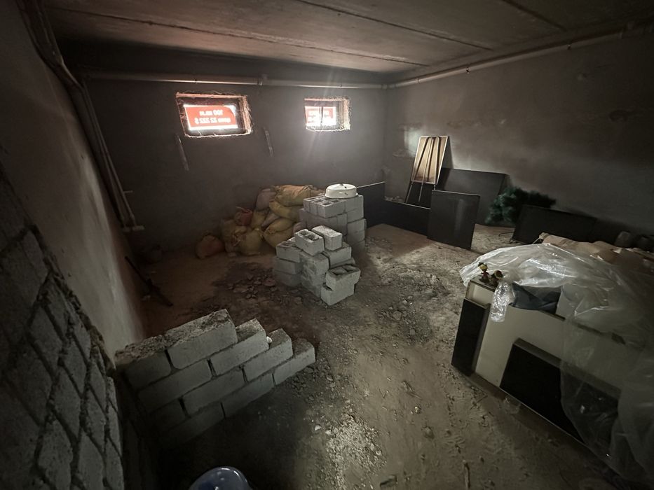 Полуподвал Шаумяна 87кв