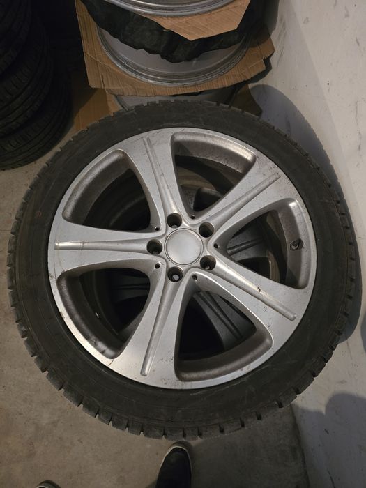 Оригинални джанти от Мерцедес Е350 W213 18" със зимни гуми