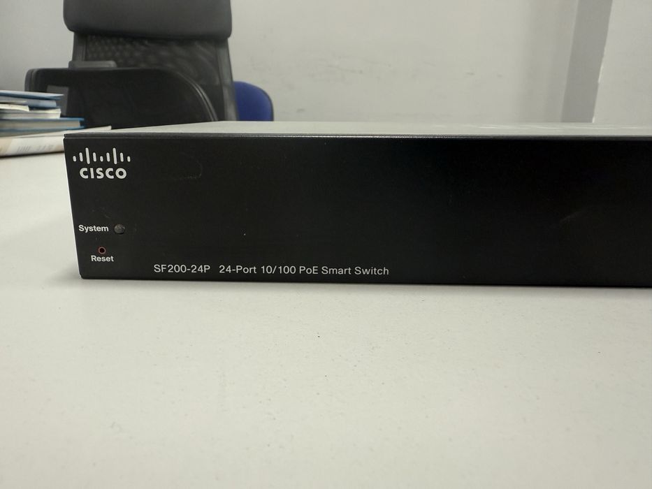 Продам коммутатор Cisco SF200-24P