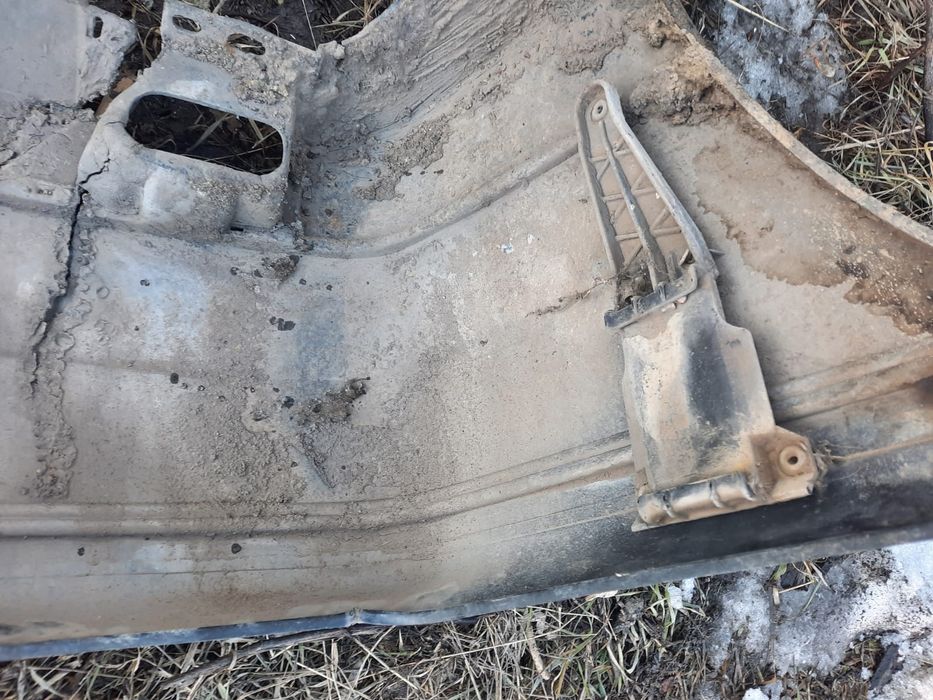 Продам задний бампер vw golf 3