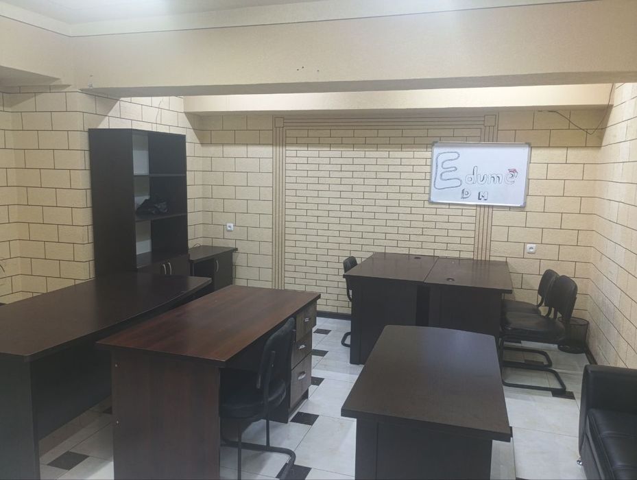 Хамза, подвальное,  двухкомнатный офис бизнес центр 70м2