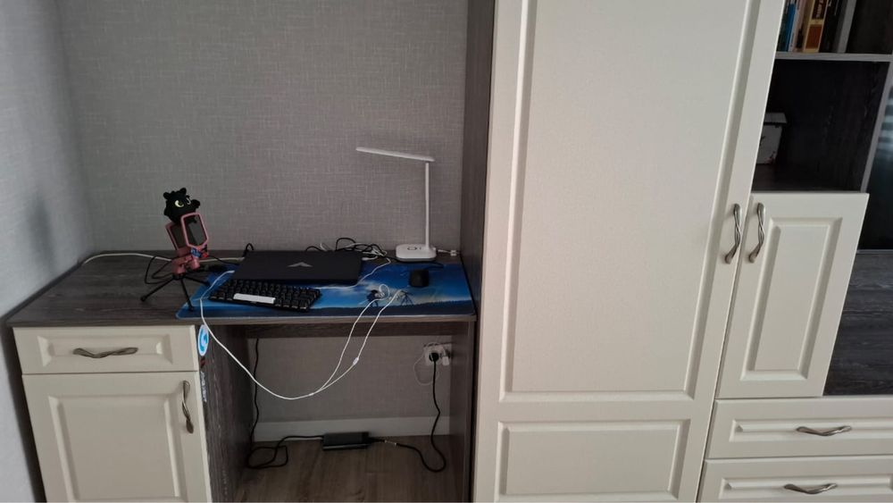 Шкаф + письменный стол