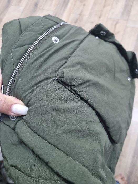 Продам парку на 3-4-5лет